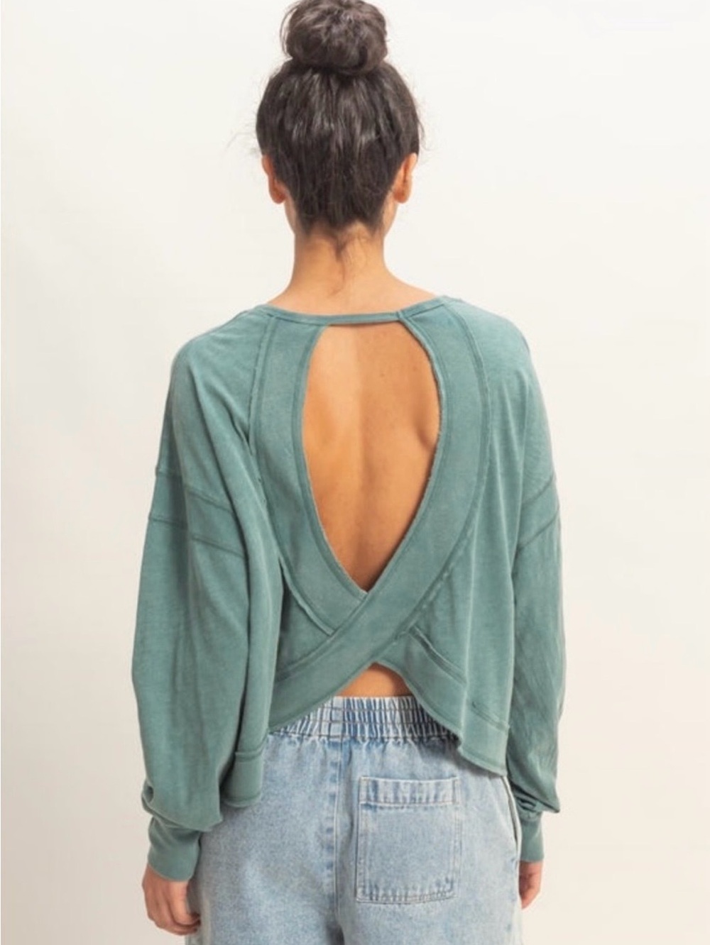 Sundry | Light Mint Green Open Back Long Sleeve size XS